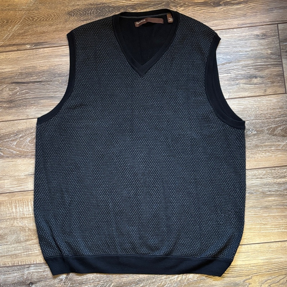 Perry Ellis Black V-Neck Sweater Vest